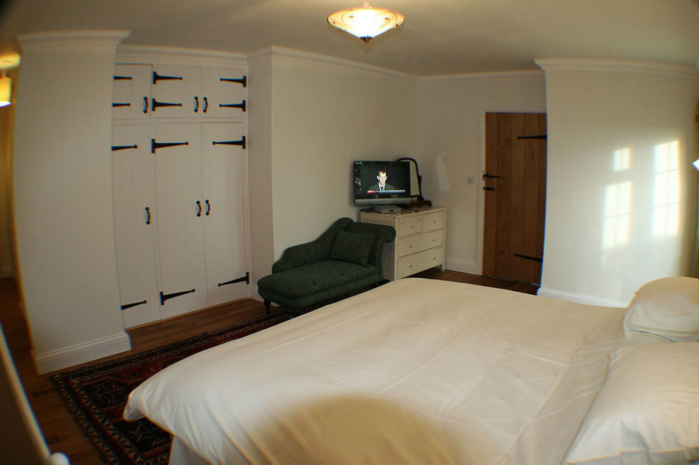 Old Selden Farm B&B แคลปแฮม ภายนอก รูปภาพ