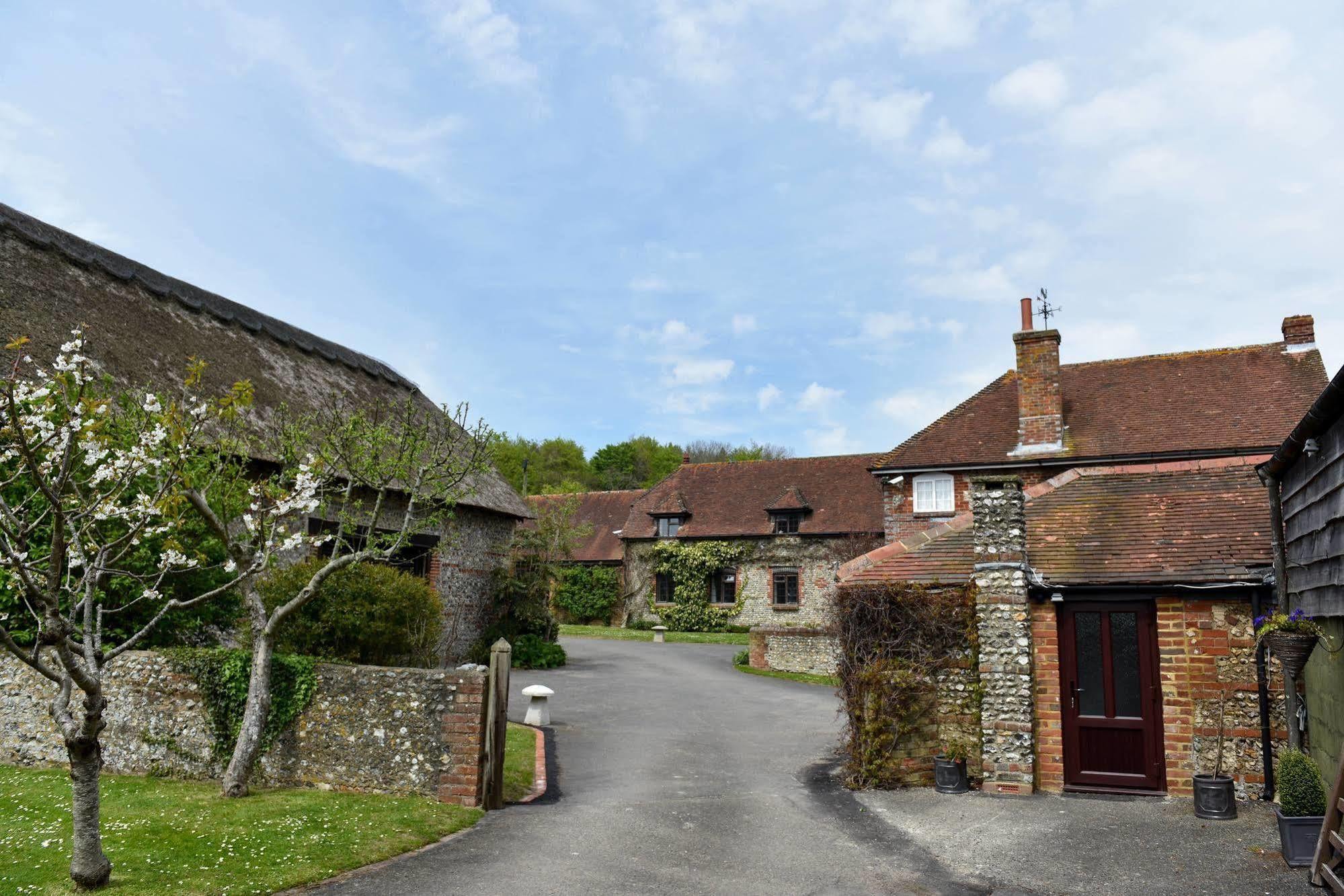Old Selden Farm B&B แคลปแฮม ภายนอก รูปภาพ